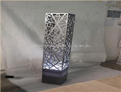 四方柱形亞克力鏤空燈箱