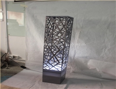 四方柱形亞克力鏤空燈箱