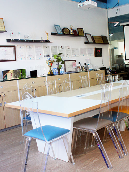 辦公室環(huán)境