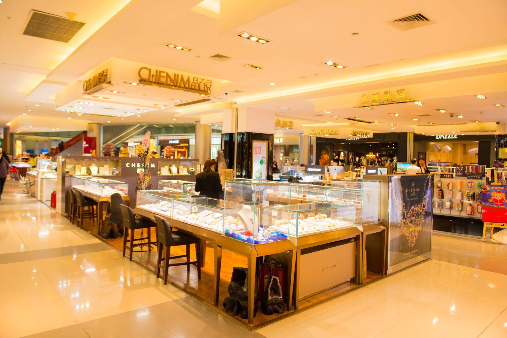 珠寶展柜|商場展柜|亞克力展示架如何保養(yǎng)