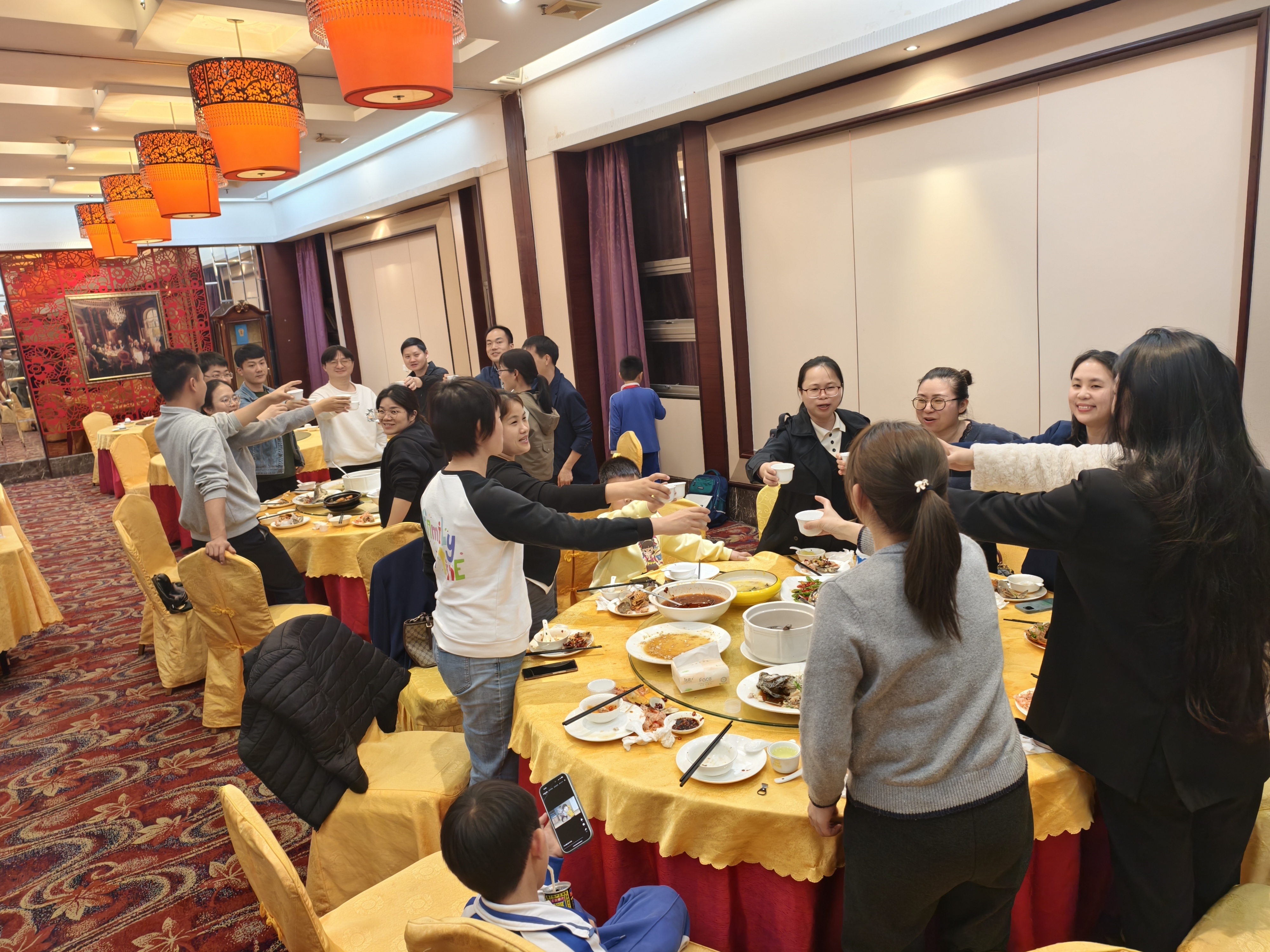 a7cb858af3c7d8fbc8be64a247712848_origin(1)